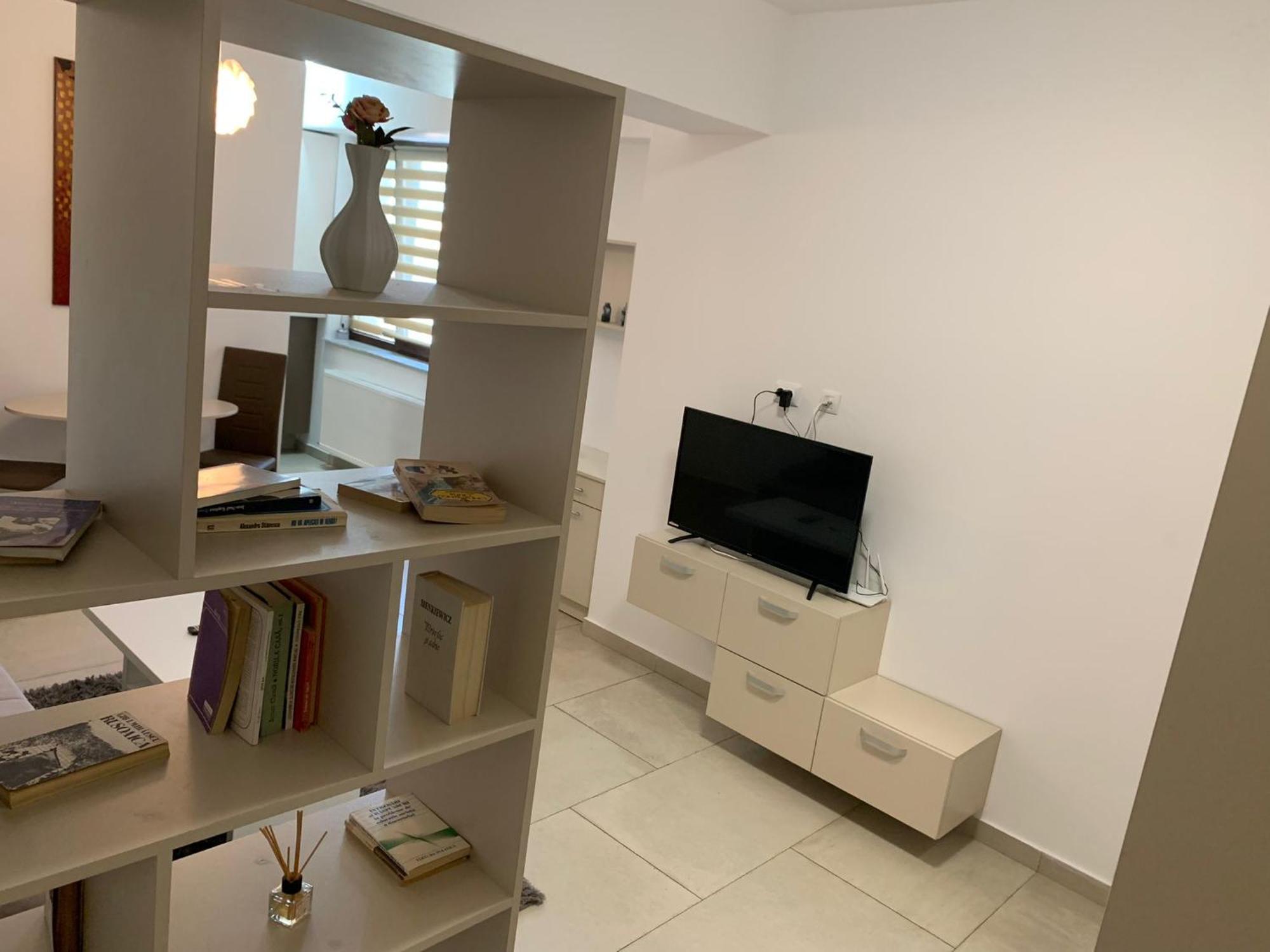 Confort' By J Iasi Chambre photo